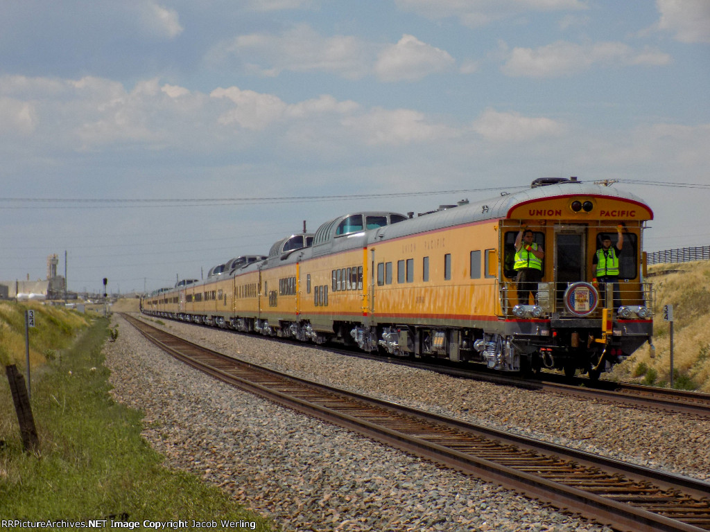 UP "Cheyenne" Observation Car